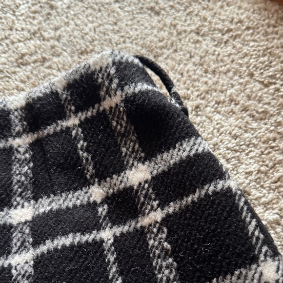 Romeo & Juliet Couture Black and White Checkered Mini Skirt - Picture 9 of 9